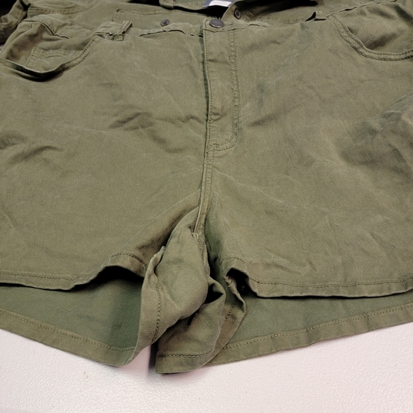Universal Thread Olive Green Short Sleeve Denim Collared Jumpsuit Romper Size 17 - Picture 4 of 6